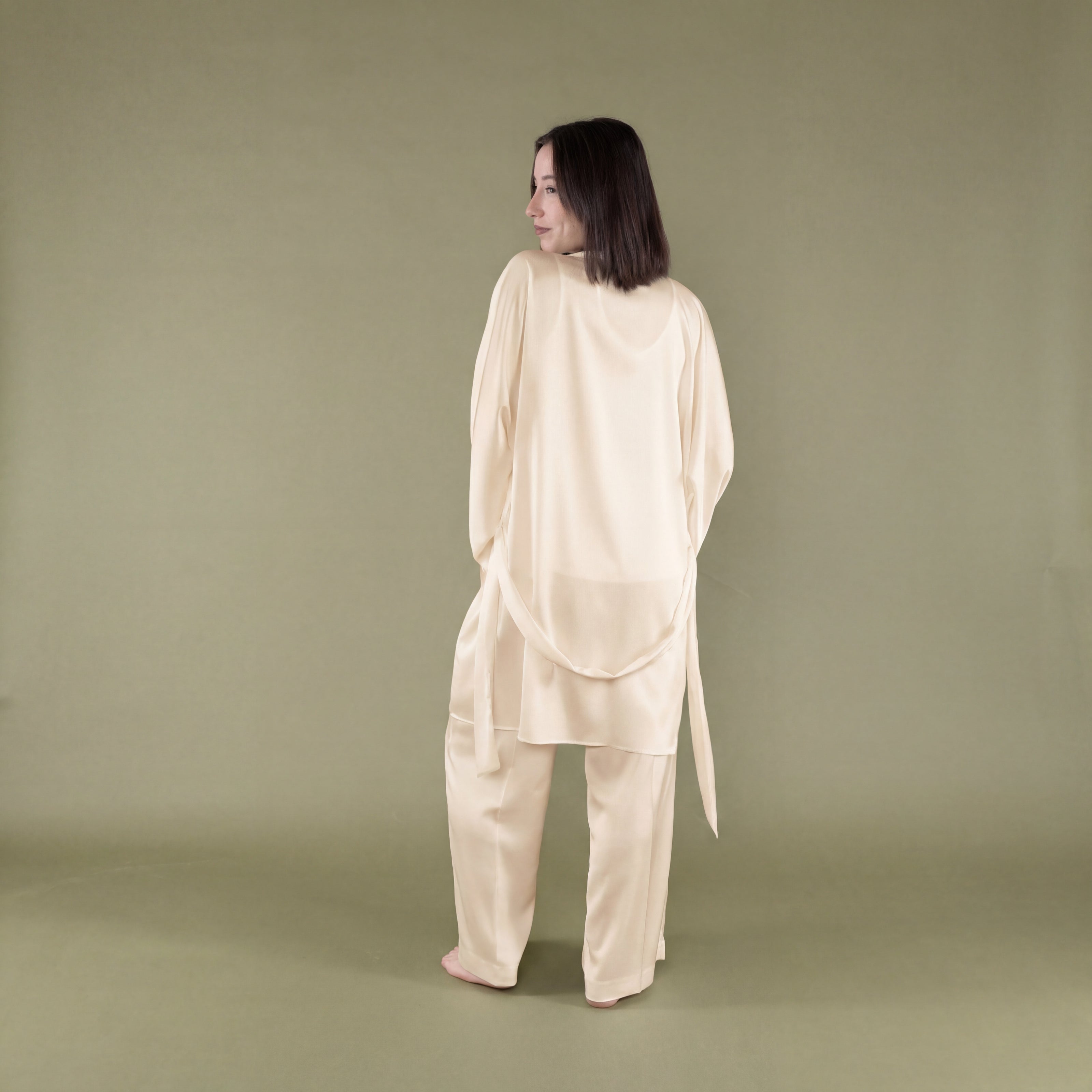 Kimono con cintura in pura seta