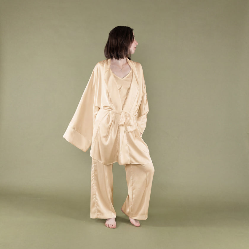 Kimono con cintura in pura seta
