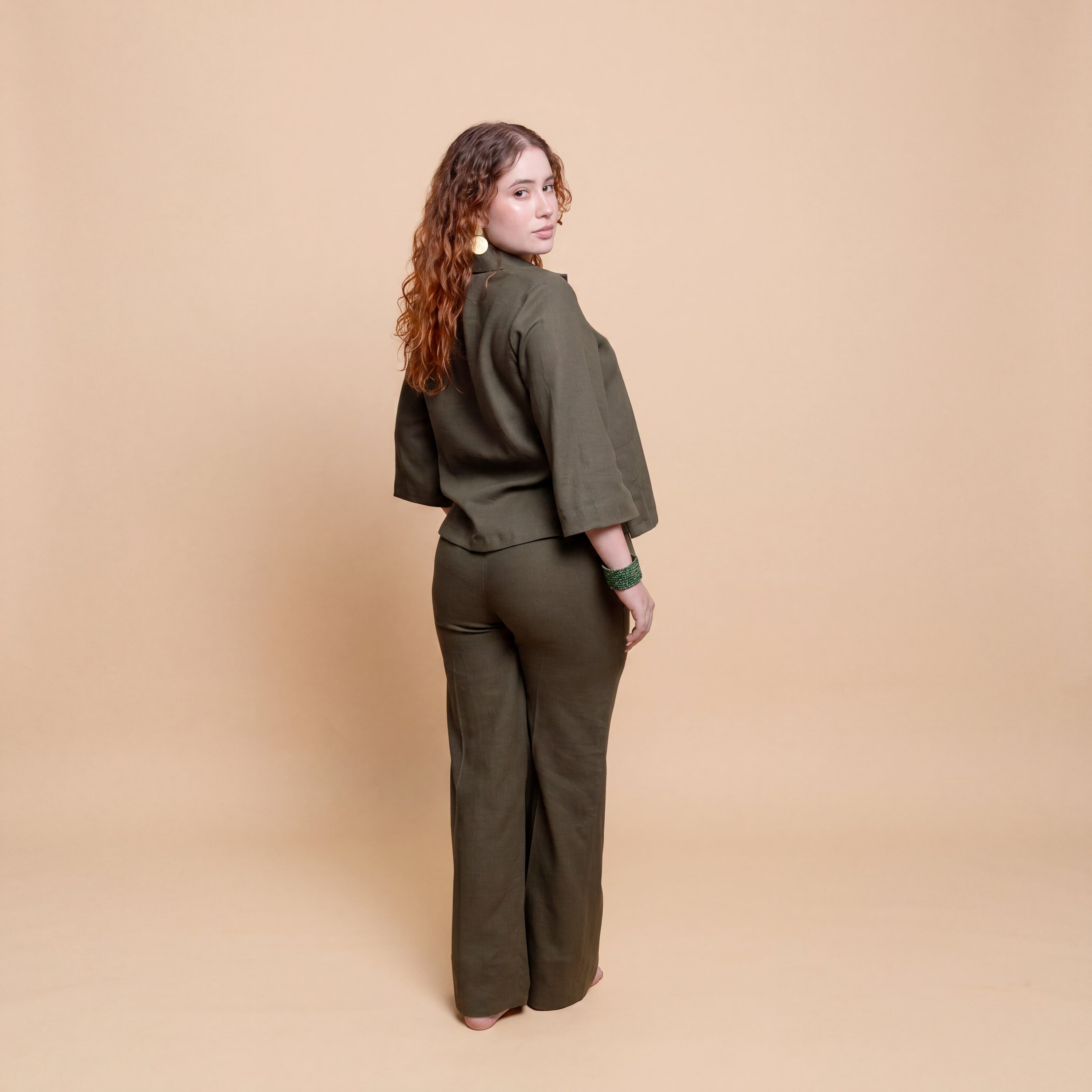 Camicia in lino con spacchi